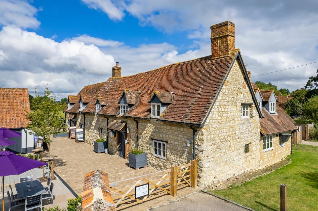 The Dinton Hermit Extérieur photo