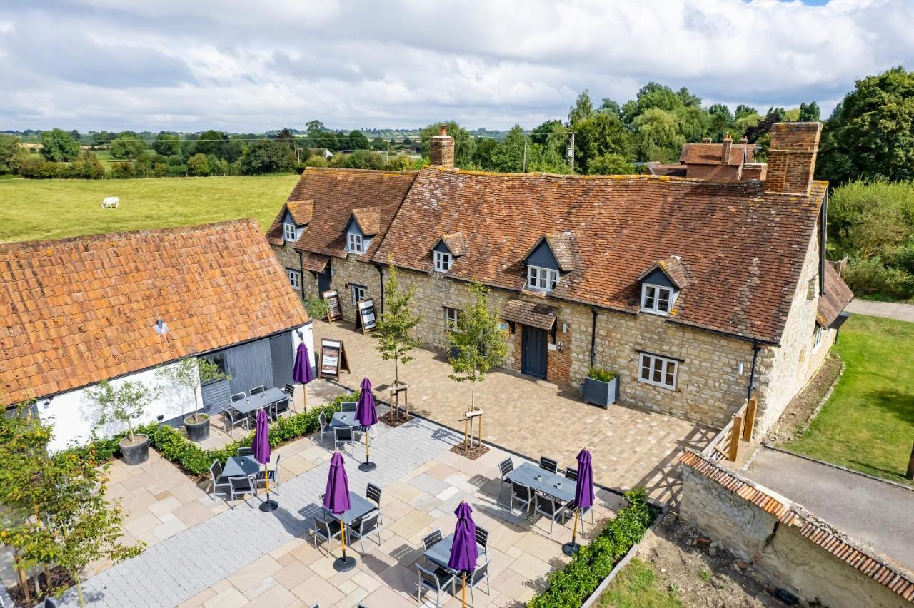The Dinton Hermit Extérieur photo